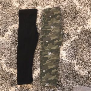 💕2t black leggings and 2t camo leggings